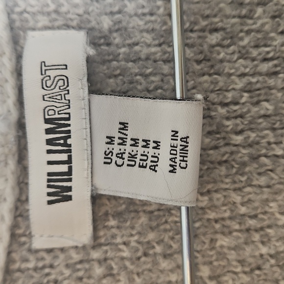 ✨ William Rast Gray Plaid Open Front Cardigan Sweater M – Cozy Longline Layer - Picture 2 of 6